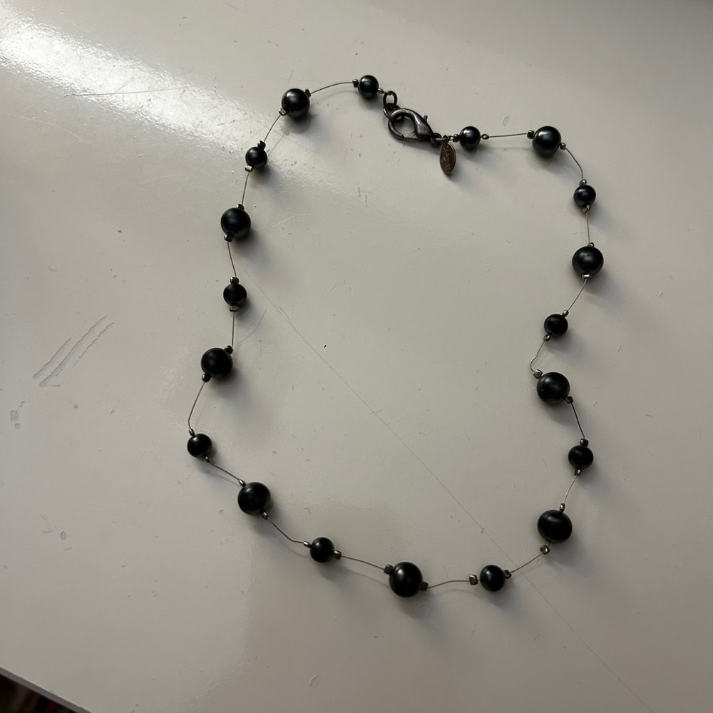 Black pearl necklace